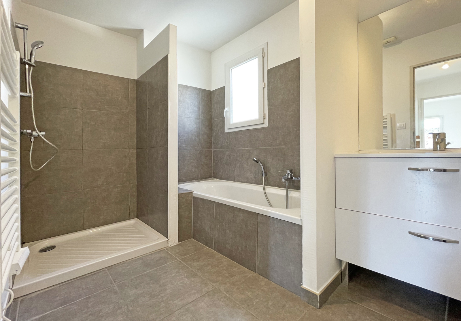 Image_, Maison, Les Angles, ref :137